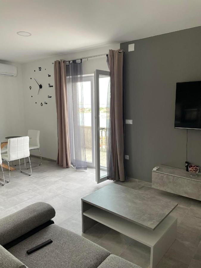 Apartman Ivanica Lukoran Eksteriør bilde